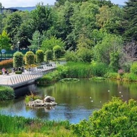 City Beach Gem 5 Adult Spaces Plus Child Dublin Bagian luar foto