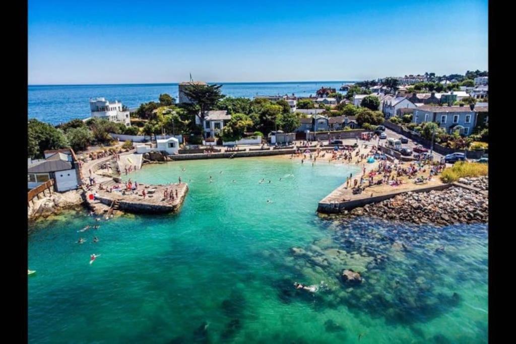 City Beach Gem 5 Adult Spaces Plus Child Dublin Bagian luar foto